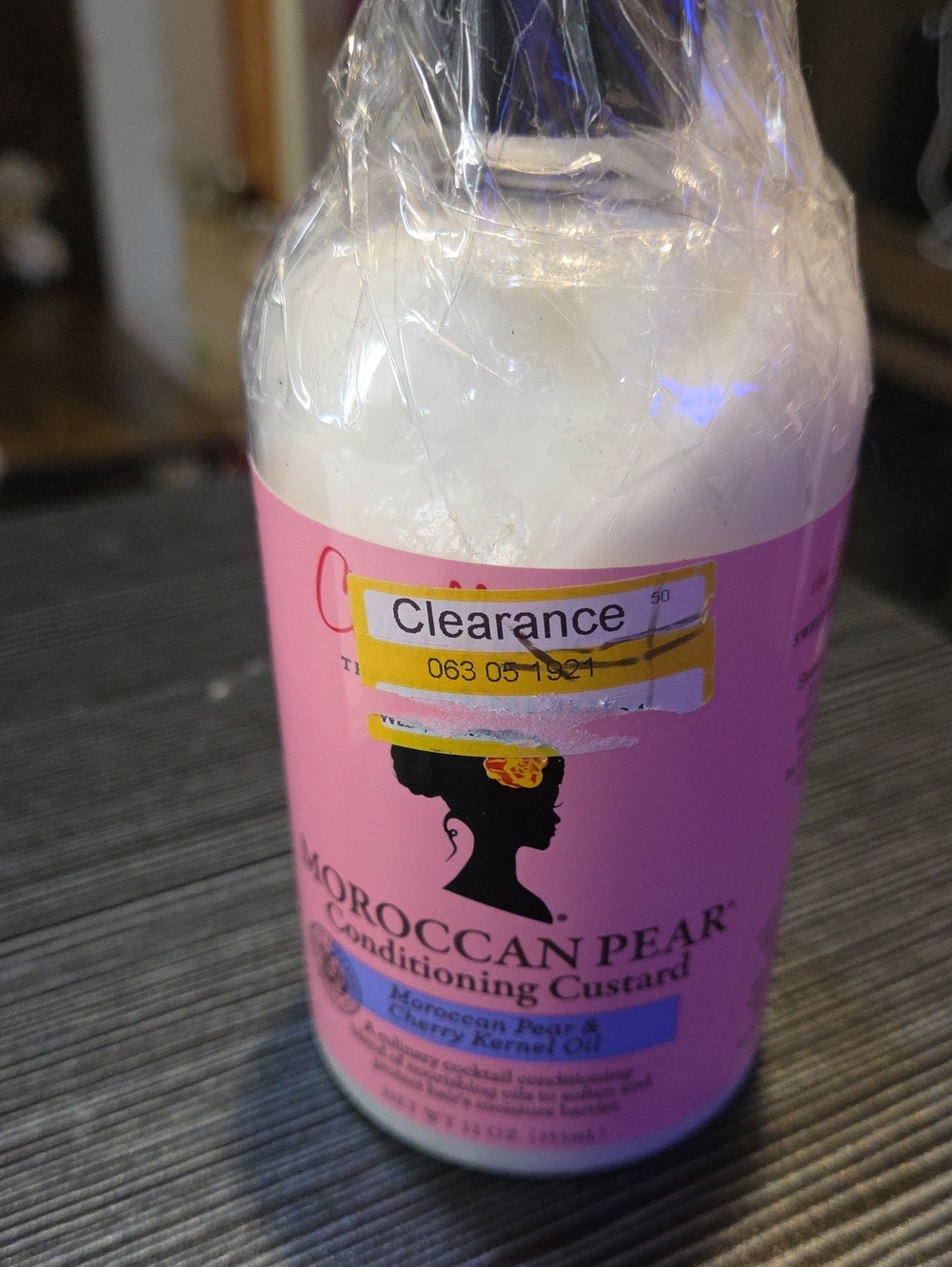 Marc Anthony Moroccan Pear Conditioning Custard — Pink and Black